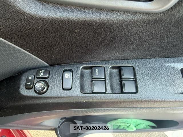 Suzuki SOLIO 2015-01 8132427-12