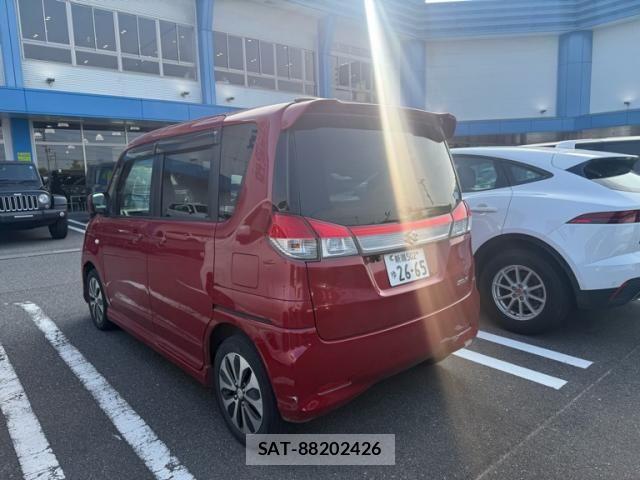 Suzuki SOLIO 2015-01 8132427-3