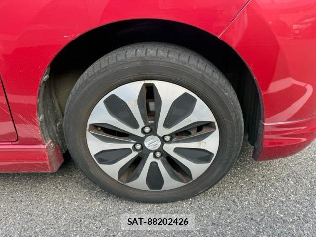 Suzuki SOLIO 2015-01 8132427-8