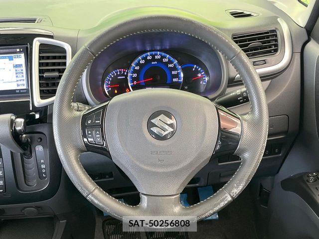 Suzuki SOLIO 2013-08 8146704-11