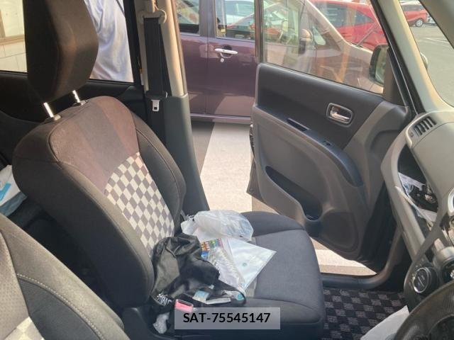 Suzuki SOLIO 2011-12 8159243-13