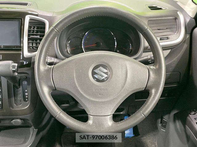 Suzuki SOLIO 2011-11 8210243-9