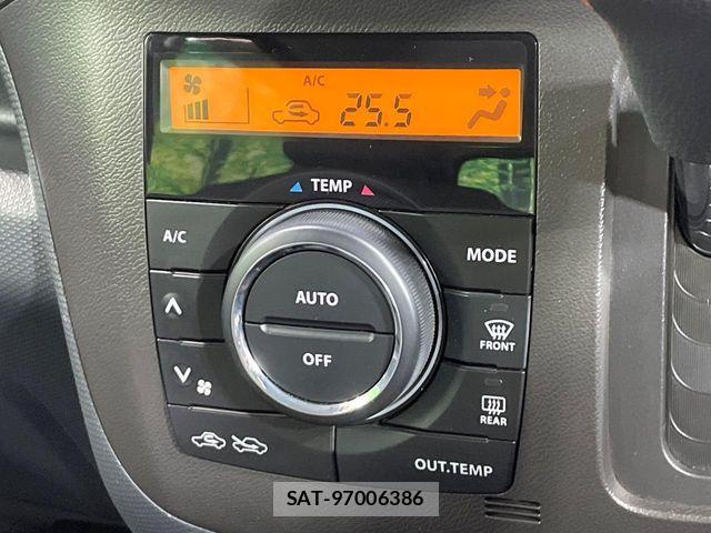 Suzuki SOLIO 2011-11 8210243-3