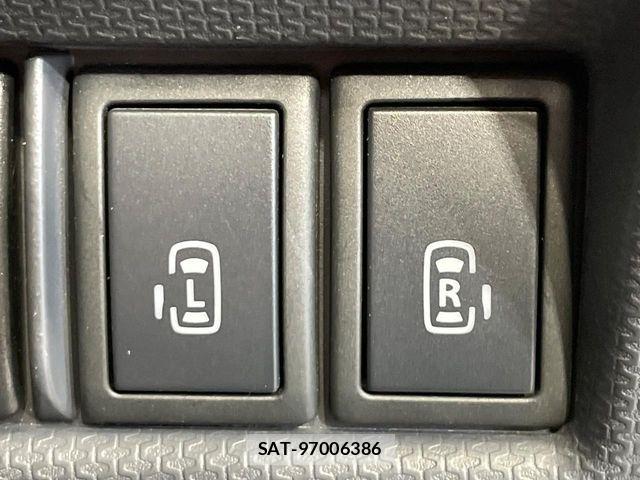 Suzuki SOLIO 2011-11 8210243-4