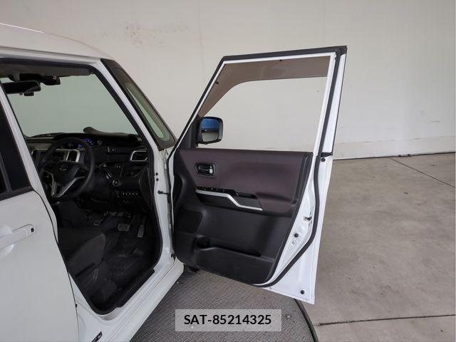 Suzuki SOLIO 2017-05 8210241-27