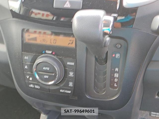 Suzuki SOLIO 2014-05 8210240-15