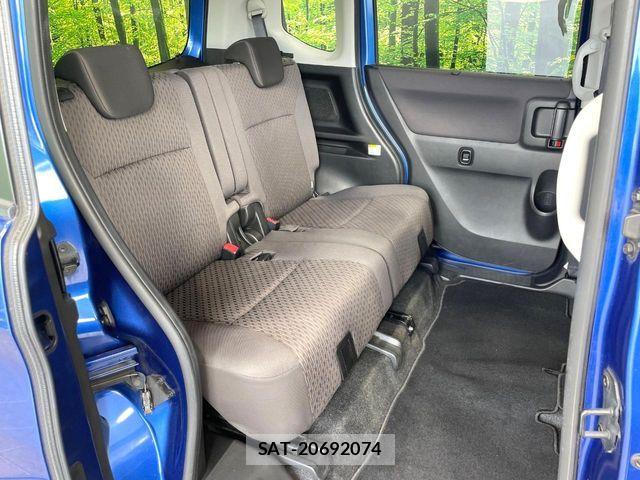 Suzuki SOLIO 2017-08 8210242-8