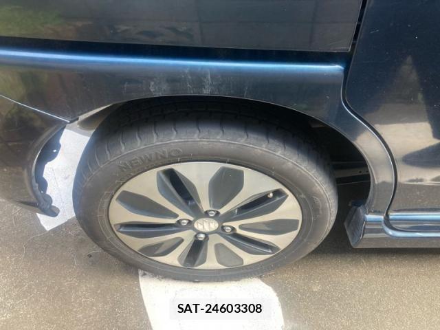 Suzuki SOLIO 2014-10 8231798-4