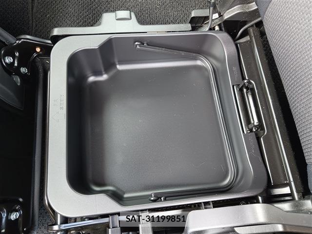 Suzuki SOLIO 2020-03 8246710-14