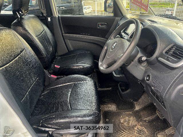 Suzuki SOLIO 2013-10 8317125-9