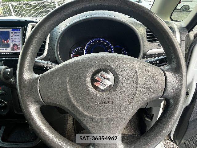 Suzuki SOLIO 2013-10 8317125-15