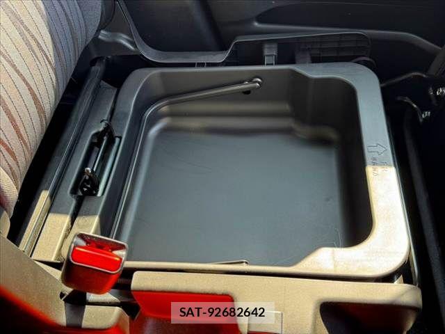 Suzuki SOLIO 2024-06 8317113-27