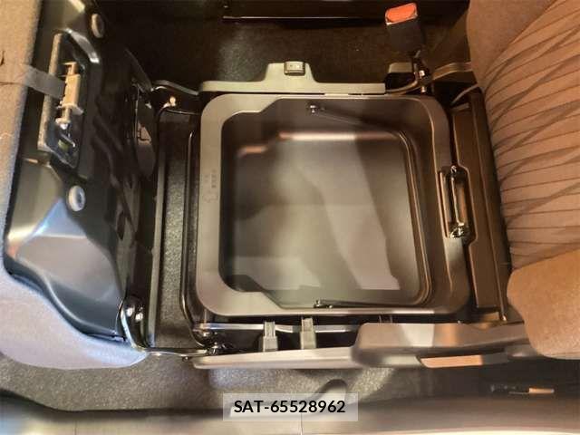 Suzuki SOLIO 2021-01 8368739-15