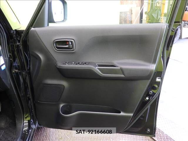 Suzuki SOLIO 2016-05 8368750-16