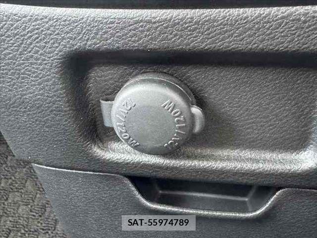 Suzuki SOLIO 2017-06 8415011-25