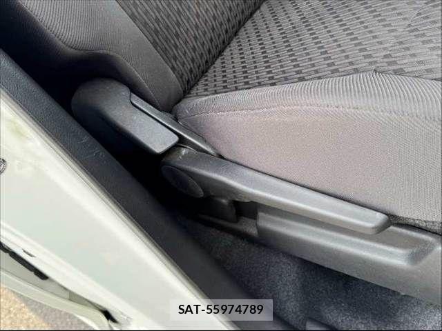 Suzuki SOLIO 2017-06 8415011-28