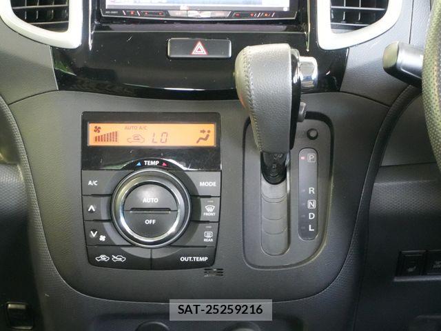 Suzuki SOLIO 2012-01 8528561-12