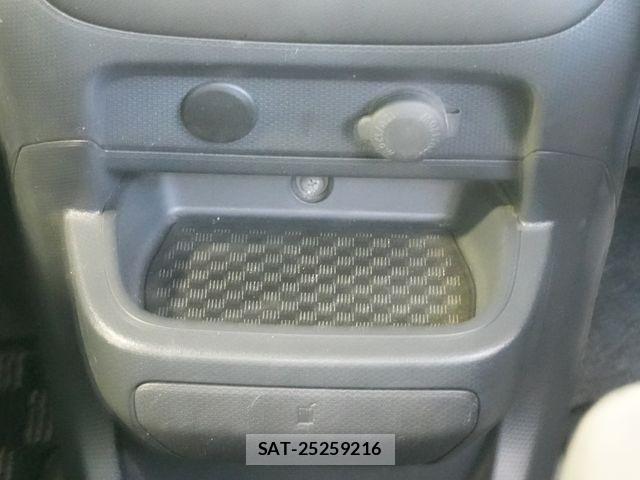 Suzuki SOLIO 2012-01 8528561-13