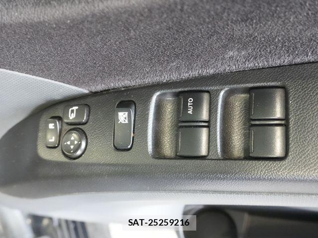 Suzuki SOLIO 2012-01 8528561-17