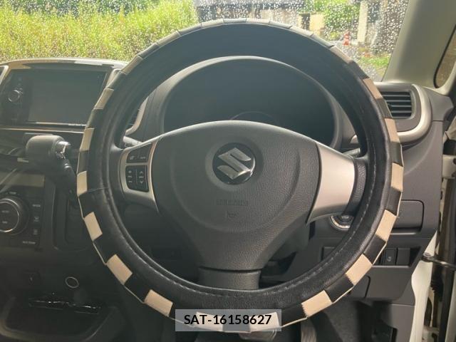 Suzuki SOLIO 2013-09 8563571-13
