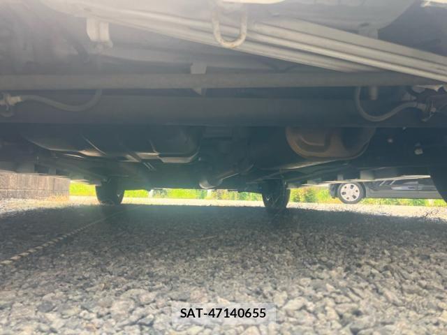 Suzuki SOLIO 2013-09 8628933-8