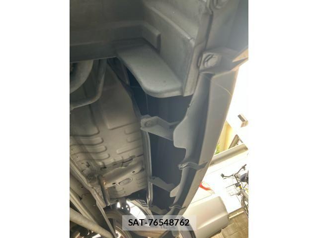 Suzuki SOLIO 2013-07 8628932-8