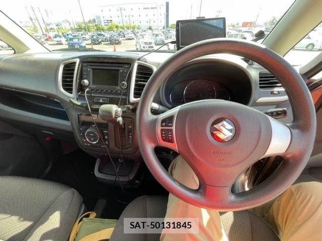 Suzuki SOLIO 2012-01 8666918-1