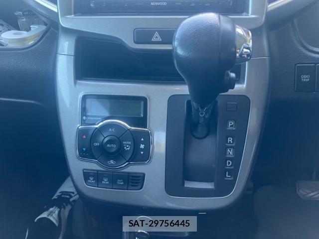 Suzuki SOLIO 2015-09 8661630-20