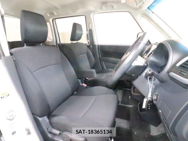 Suzuki SOLIO 2015-03 8686582-3