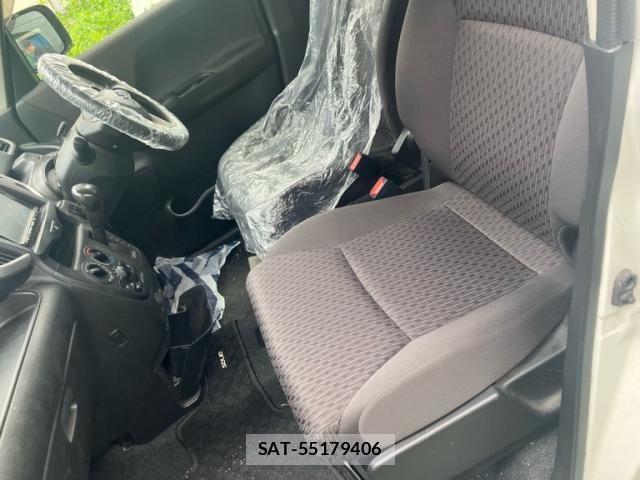 Suzuki SOLIO 2016-12 8686581-18