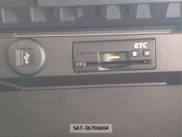 Suzuki SOLIO 2015-11 8782084-13