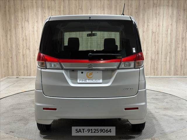 Suzuki SOLIO 2013-09 8831643-16