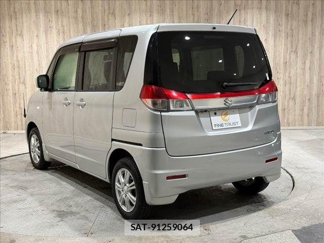 Suzuki SOLIO 2013-09 8831643-17