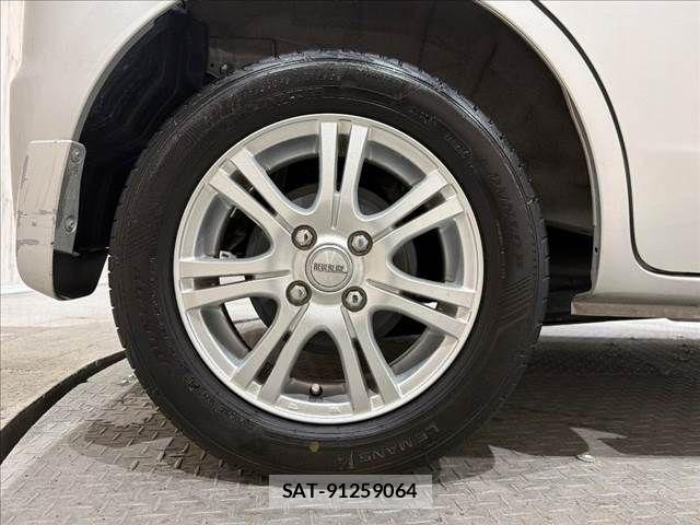 Suzuki SOLIO 2013-09 8831643-24