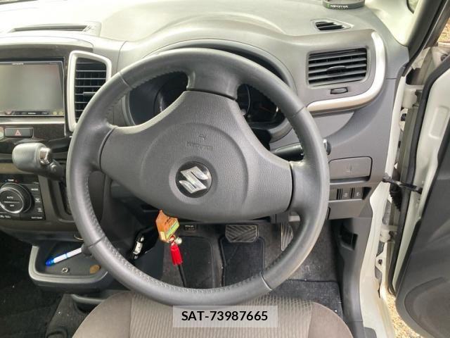 Suzuki SOLIO 2011-05 8831652-10