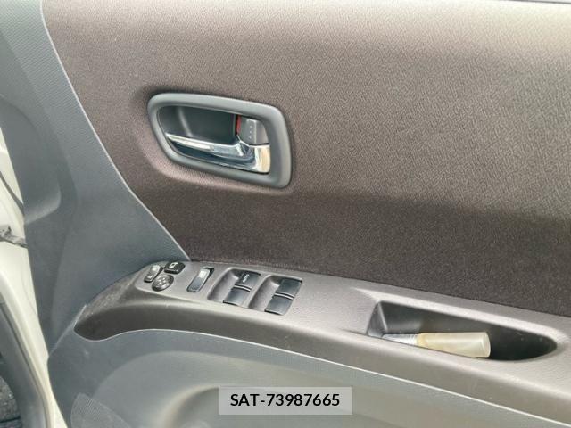 Suzuki SOLIO 2011-05 8831652-12