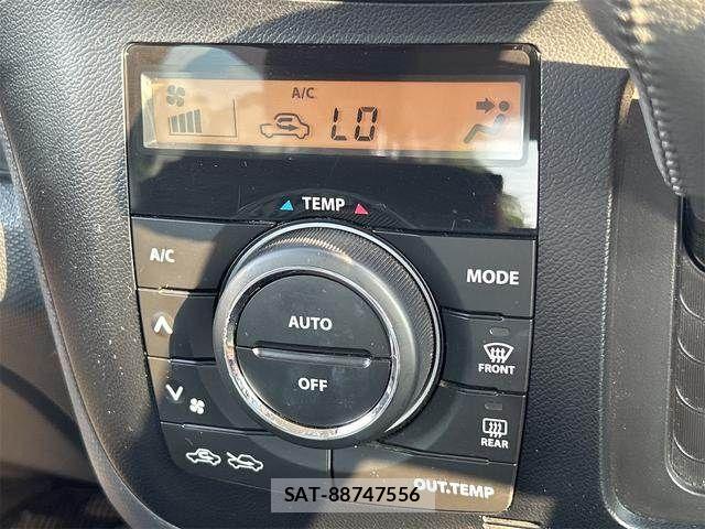 Suzuki SOLIO 2014-01 8831650-22