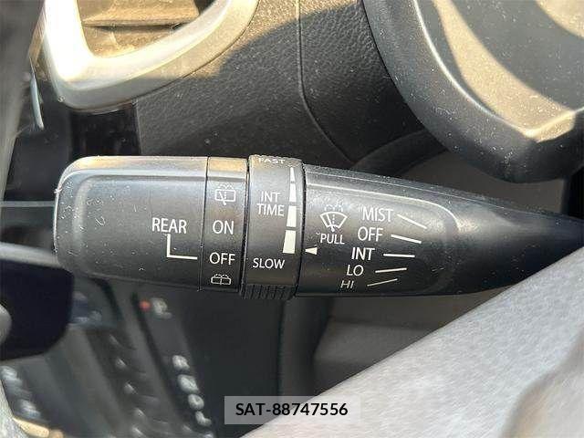 Suzuki SOLIO 2014-01 8831650-27