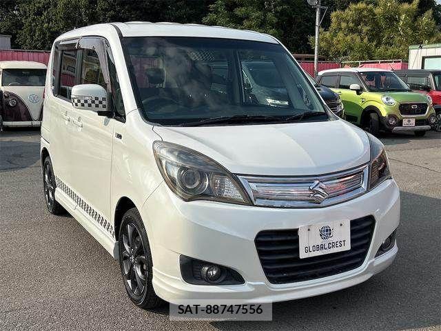 Suzuki SOLIO 2014-01 8831650-2
