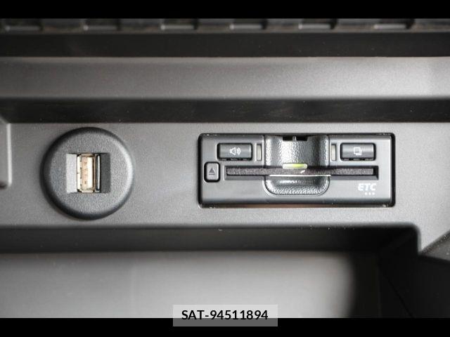 Suzuki SOLIO 2023-09 8831640-22
