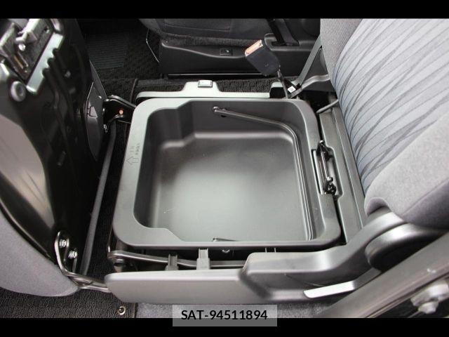 Suzuki SOLIO 2023-09 8831640-27