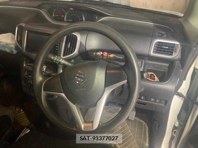 Suzuki SOLIO 2018-01 8850663-10