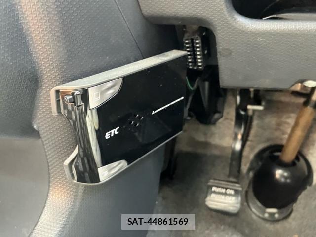 Suzuki SOLIO 2012-03 8872084-15