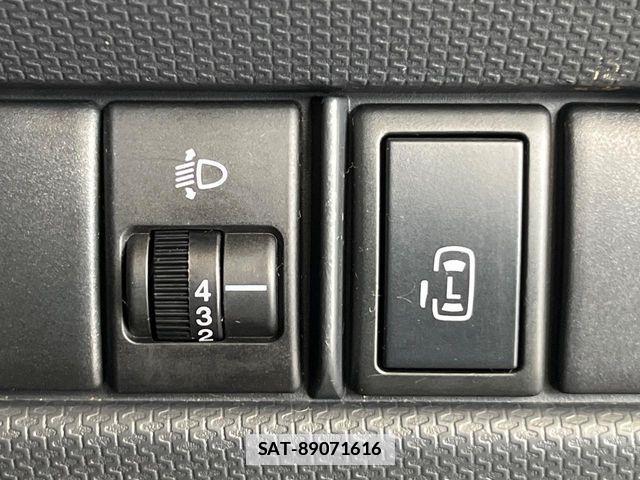 Suzuki SOLIO 2014-01 7981029-5