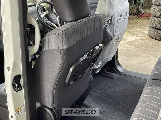 Suzuki SOLIO 2026-07 8038330-13