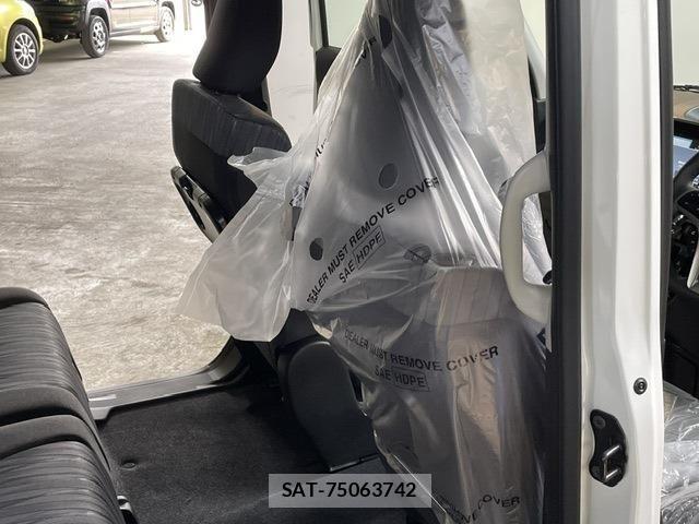 Suzuki SOLIO 2026-07 8038329-11