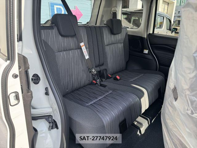 Suzuki SOLIO 2026-06 8210244-13