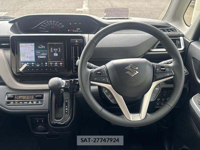 Suzuki SOLIO 2026-06 8210244-17