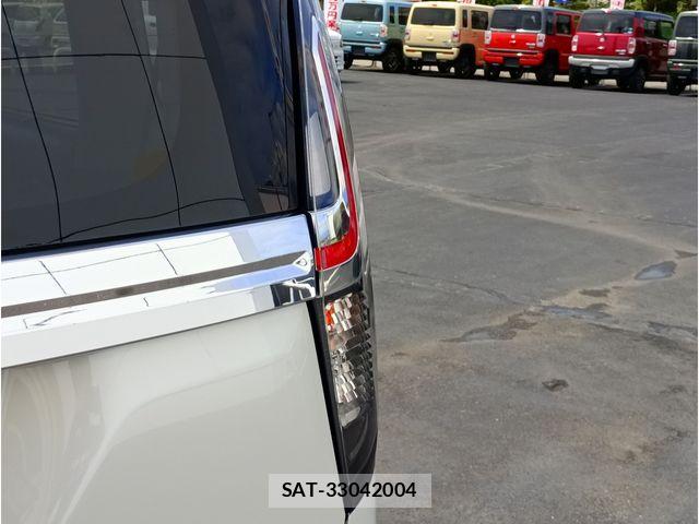 Suzuki SOLIO 2026-06 8210245-22