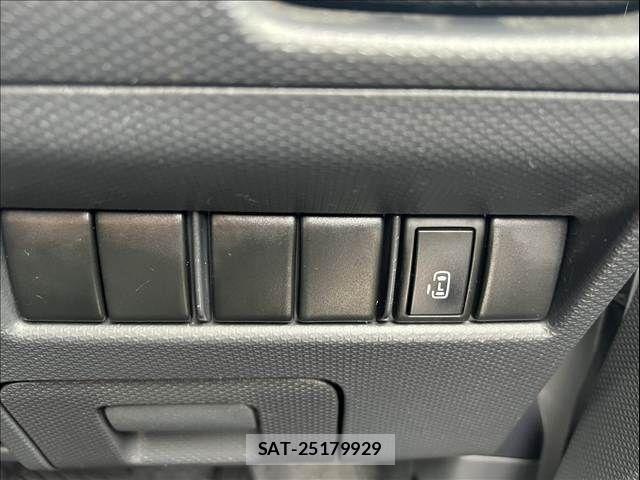 Suzuki SOLIO 2012-01 8337921-22